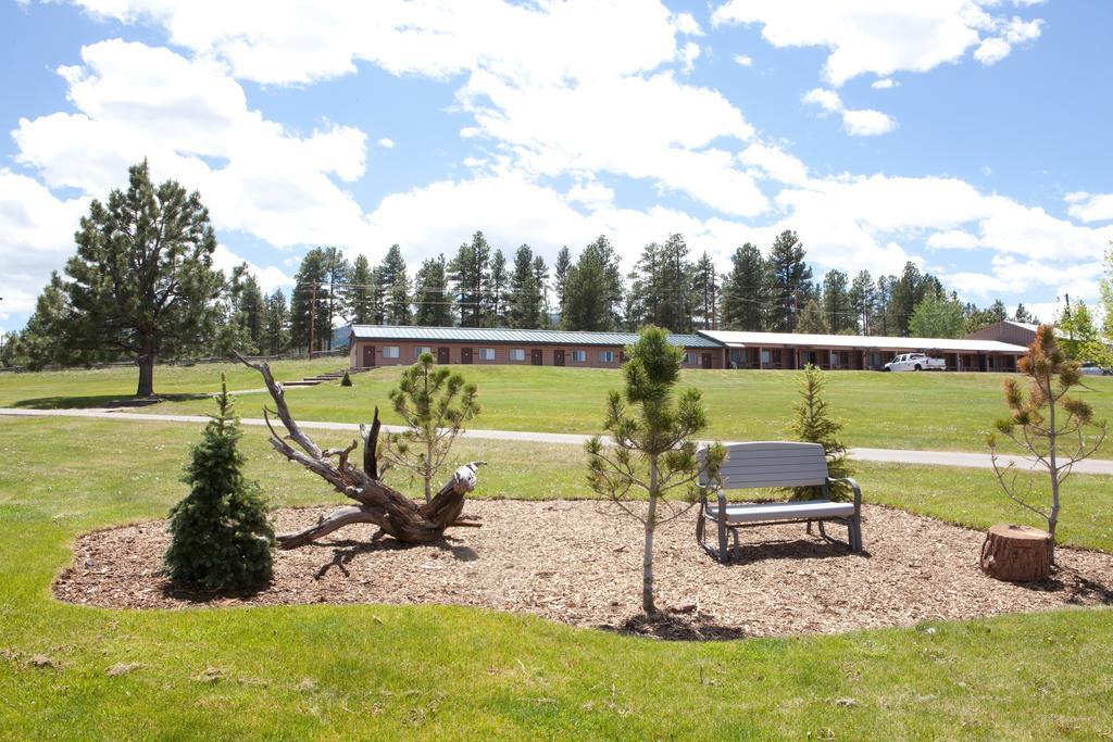 Flaming Gorge Resort Dutch John الغرفة الصورة