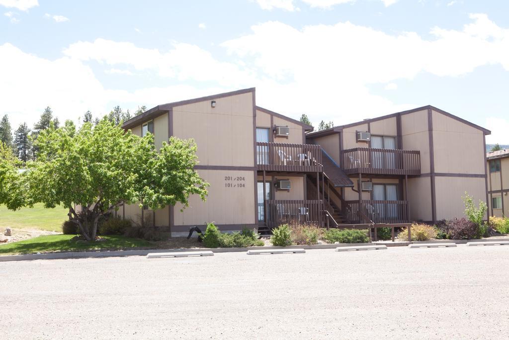 Flaming Gorge Resort Dutch John الغرفة الصورة